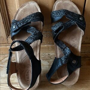 TAOS Women's Black Leather Strappy Woven Braided Sandals Size 8-8.5 US, Euro 39